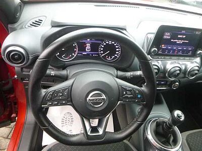 Nissan Juke 1.0 DIG-T N-Connecta